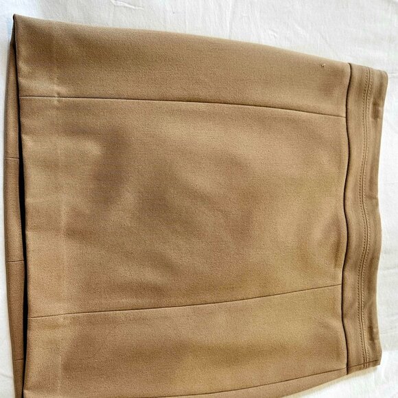 Express Camel Colored Skirt Women's XS (00) Lined - Polyester/Rayon/Spandex - Picture 8 of 15